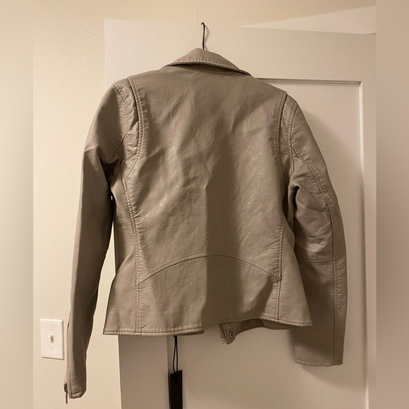 BLANKNYC On The Rocks Jacket - Picture 4 of 5